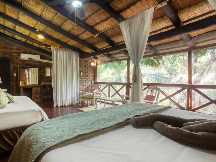 Doringpoort Luxury Holiday Home - Self Catering 6 sleeper